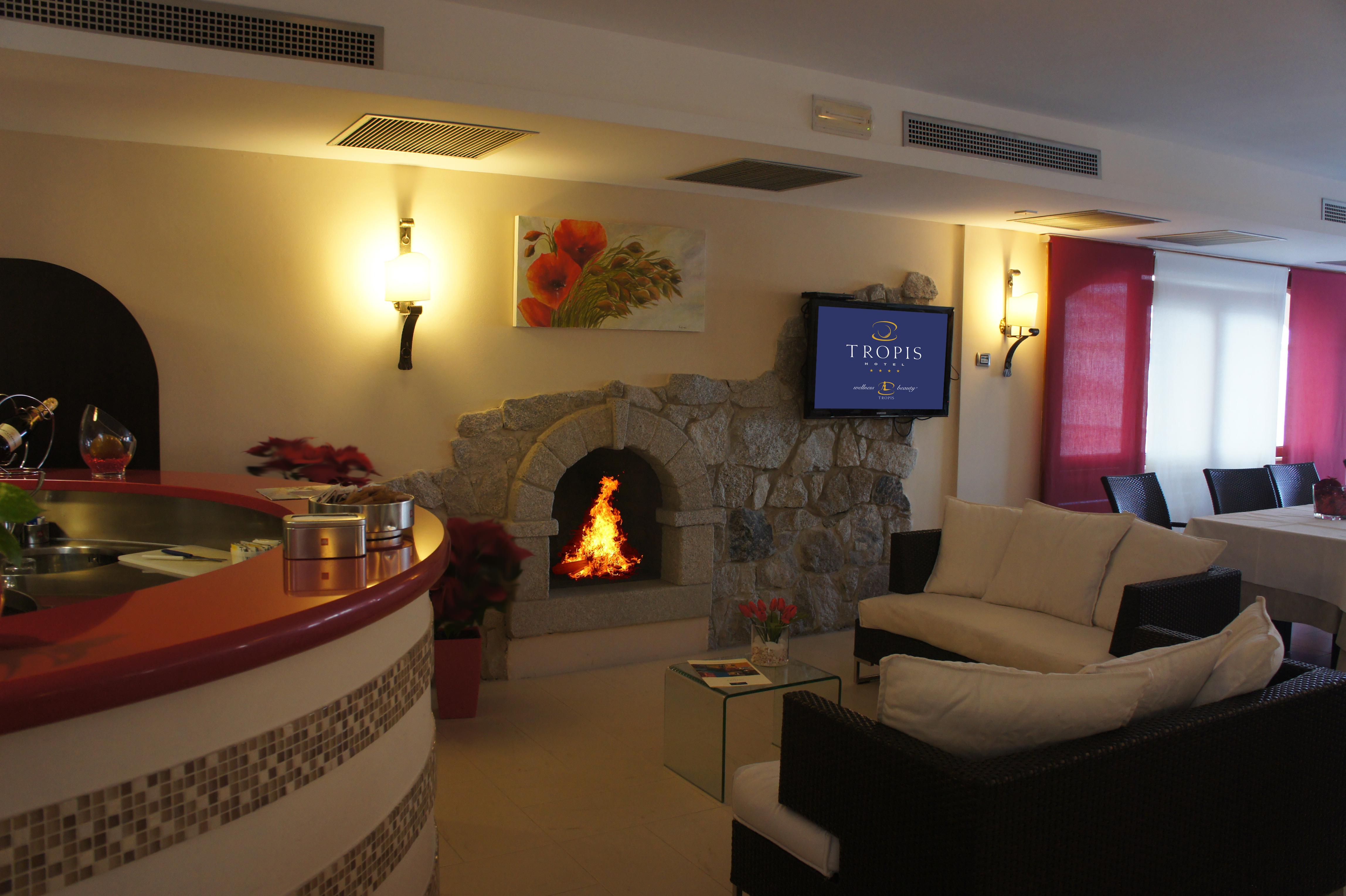 Hotel Tropis 4*